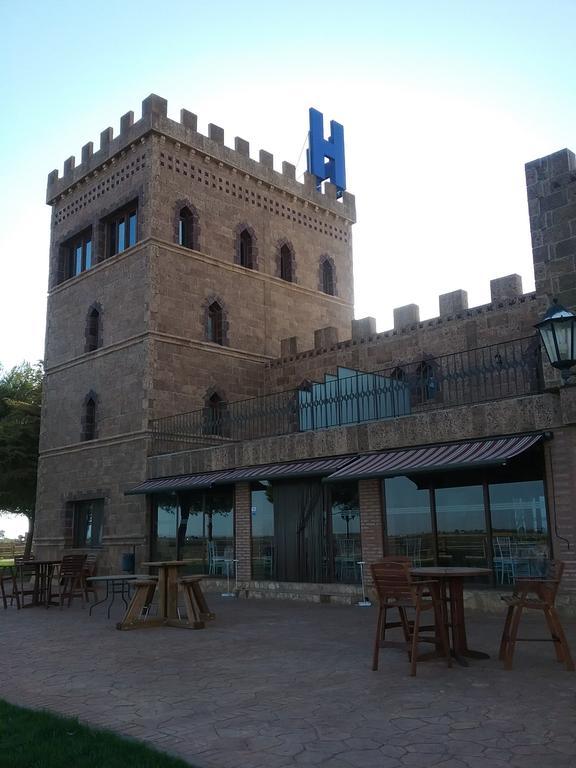 Hotel Viñedos y Bodegas El Castillo Villarrobledo Exterior foto