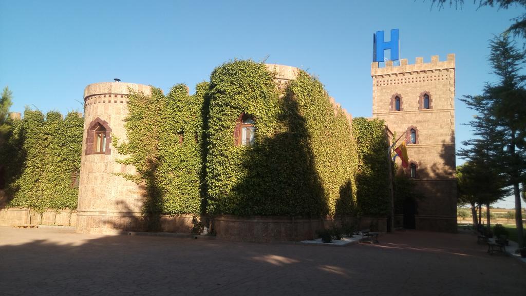 Hotel Viñedos y Bodegas El Castillo Villarrobledo Exterior foto